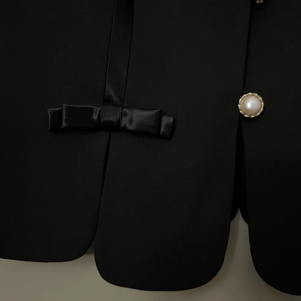 Cache Black Sleeveless Pearl-Button Vest - Picture 5 of 10